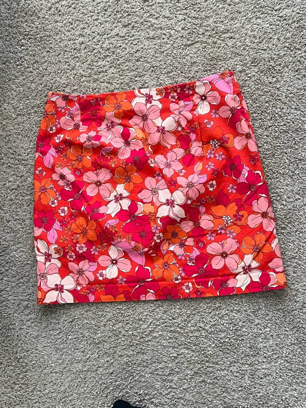 Talbots Red Floral Mini Skirt with Pink & Orange Blooms - Picture 3 of 3